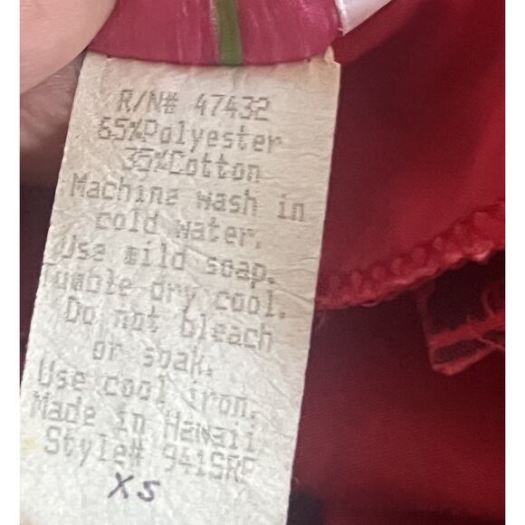 Vintage Good Times Size XS Red Floral Print Aloha Hawaiian Muumuu Long Dress - Picture 8 of 8